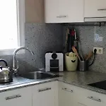 Apartamento En Primera Linea De Mar En Platja D\'Aro, Tranquilo Y Soleado, Con Terraza Y Parking - Es-209-23