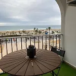 Appartement 4 Personnes Renove En Front De Mer Avec Vue Sur La Baie