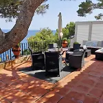 Villa Transatlantique En Premiere Ligne De Mer Dite Villa Esmeralda