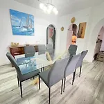 Charmante Villa Avec Piscine Dans Les Canaux