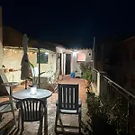 Notaria-Apartamento Y Estudio En Casco Antiguo, Al Lado De Playa, Rambla Y Monasterio, Con Acceso A Terraza Ajardinada