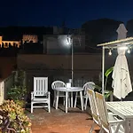 Notaria-Apartamento Y Estudio En Casco Antiguo, Al Lado De Playa, Rambla Y Monasterio, Con Acceso A Terraza Ajardinada