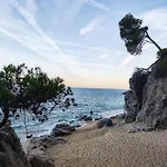 Apartamento Con Amplia Terraza Y Vistas Al Mar A 150 Metros De La Playa