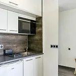 K Beach D-Luxe