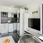 K Beach D-Luxe
