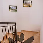 Nice Apartment In Tossa De Mar, Girona With Wifi