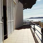 Cap Ras 1 - Apartamento En Primera Linea De Mar, Frente A Una Cala De Llanca. - Es-228-177