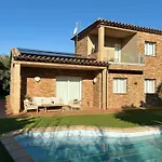 Casa Agradable En Pals Con Piscina