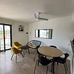 Duplex En Primera Linea De Playa Con Gran Terraza Y Piscina Comunitaria