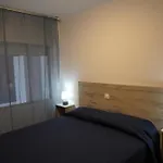 Apartamento Frente Al Mar Con Una Amplia Terraza Y Vistas A La Bahia