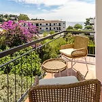 Grifeu 18 Apartamento Con Terraza Y Vistas