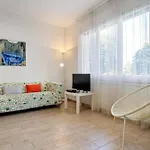 Hauzify I Apartament Diana
