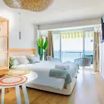 Lemon Beach Boutique Studio