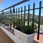 Beachfront Rooftop Haven Studio In Playa De Aro