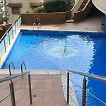 Casa Con Piscina En El Casco Historico