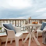 Estudio Con Terraza Lorena