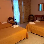 Vintage Hotel Mercedes