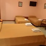 Vintage Hotel Mercedes