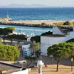 Spacieux Appartement Rose Front Mer Et Piscine