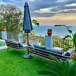 Seahomes Vacations, La Casa Blue Mediterranean Lifestyle