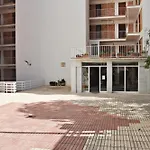 Bonito Apartamento Con Piscina En Pals!