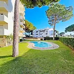 Apartamento En La Escala Con Piscina Y Parking