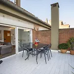 Apartamento con gran terraza Girona