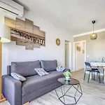 Lush Apartment With View