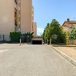 Apartment In Roses With Swimming Pool