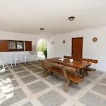 Calsina Bax 2H