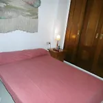 Apartamento Cerca De La Playa Con Piscina Y Parking