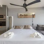 Encantador Loft Junto Al Mar