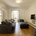 Cycle Haven Apt In Girona Center