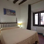 Lets Holidays Codolar Apartment