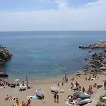 Lets Holidays Codolar Apartment