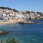 Apartamentos Port-Pelegri