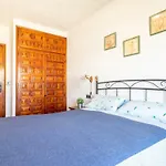 Goldhome - Requesens