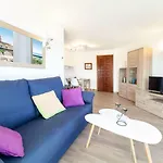 Apartment Blau By Interhome