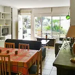 Elegant Apartment In The Heart Of The Costa Brava With 2 Bedrooms - 10