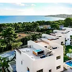 Calma Holiday Villas