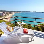 Apartment Eden Mar