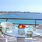 Apartment Eden Mar