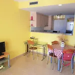 Magnífico apartamento junto al canal principal.