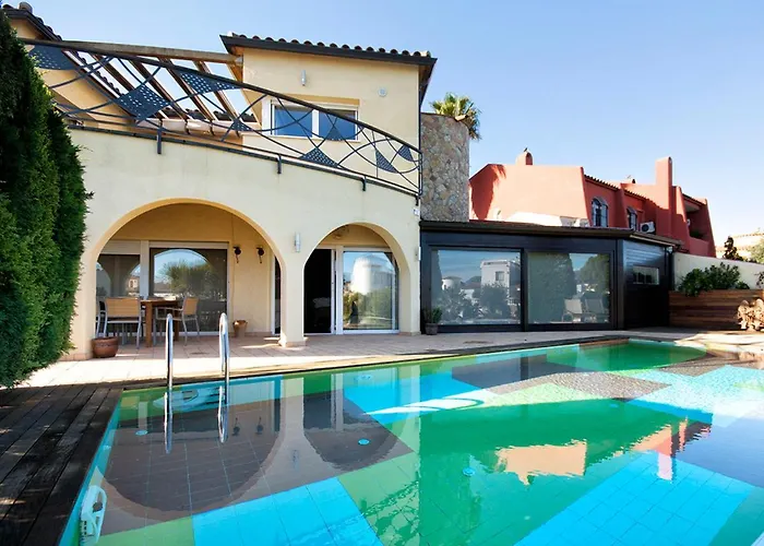 Holiday Home Colores By Interhome