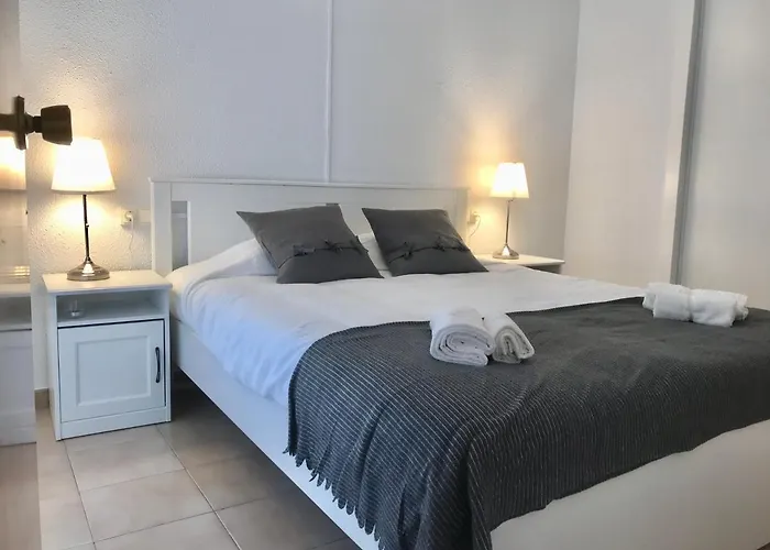 Apolo Apartments