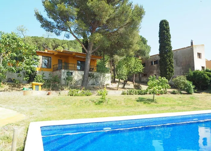 Casa Amb Piscina I Jardi A Palamos Per 6 Persones