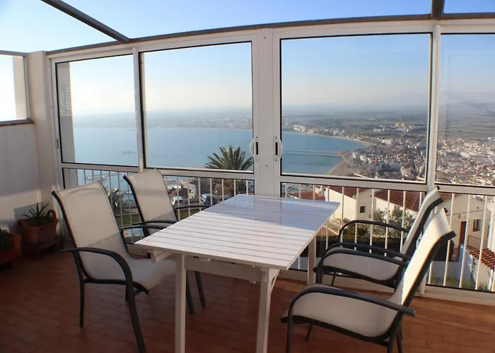 CORONAS 22 - Casa con magnificas vista al mar en R