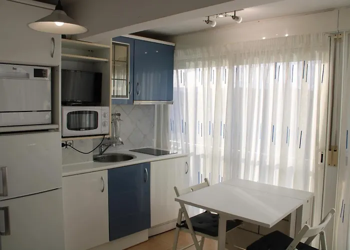 Estudio Primera Linea De Mar Con Piscina Y Parking