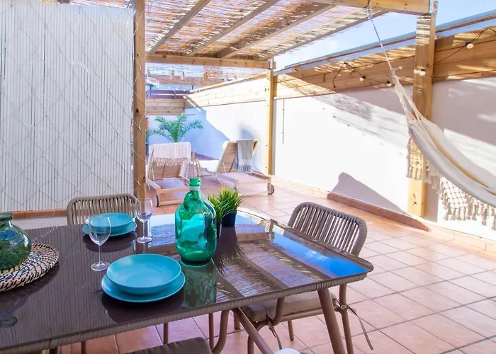 Patio Budget Studio 11