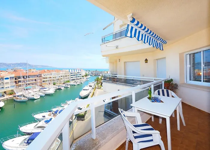 Apartment Club Nautic-17 By Interhome